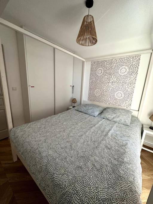 Appartement Cosy Avec Balcon Et Piscine 贝桑松 外观 照片